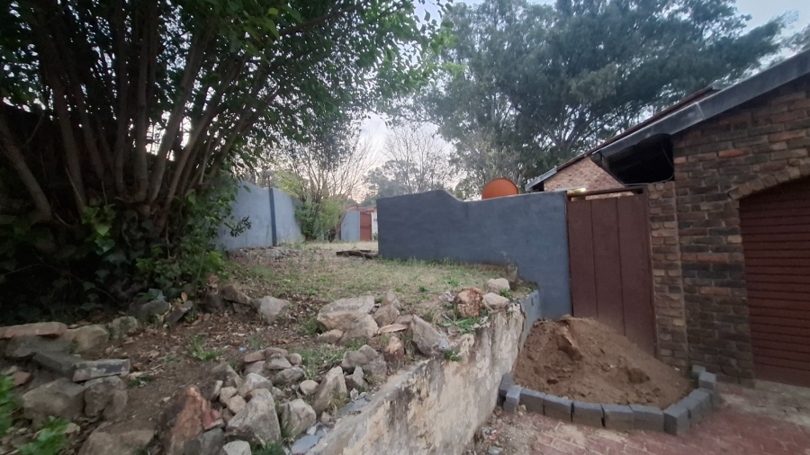 4 Bedroom Property for Sale in Lombardy West Gauteng