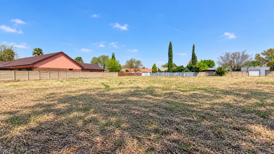 Commercial Property for Sale in Falcon Ridge Gauteng