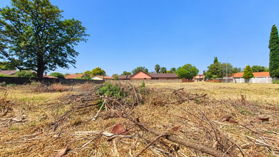 Commercial Property for Sale in Falcon Ridge Gauteng