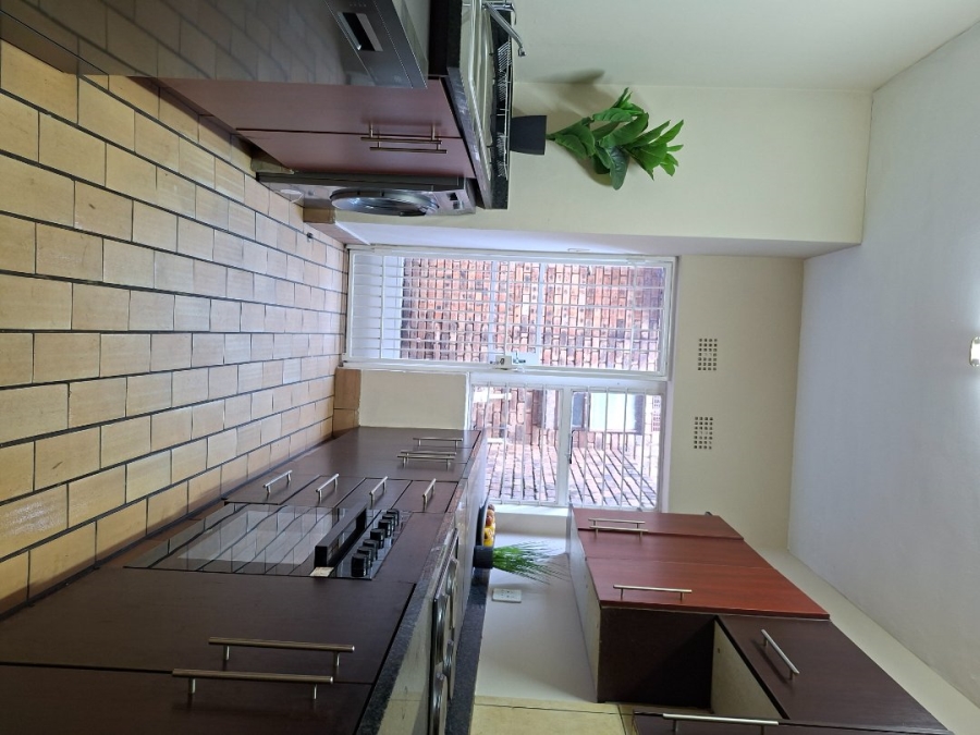  Bedroom Property for Sale in Bramley Park Gauteng