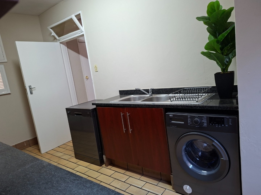  Bedroom Property for Sale in Bramley Park Gauteng