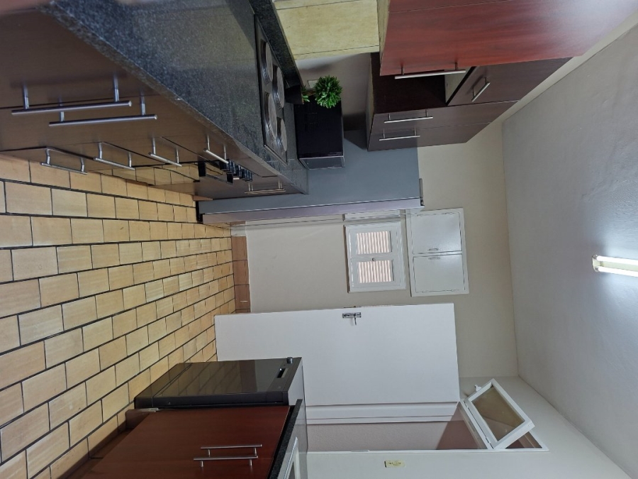  Bedroom Property for Sale in Bramley Park Gauteng