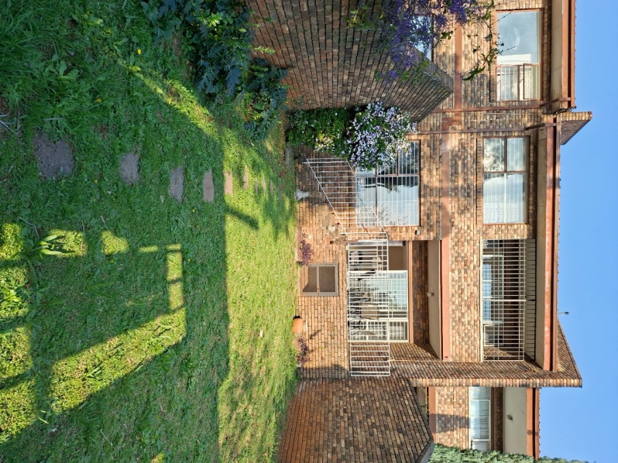  Bedroom Property for Sale in Bramley Park Gauteng