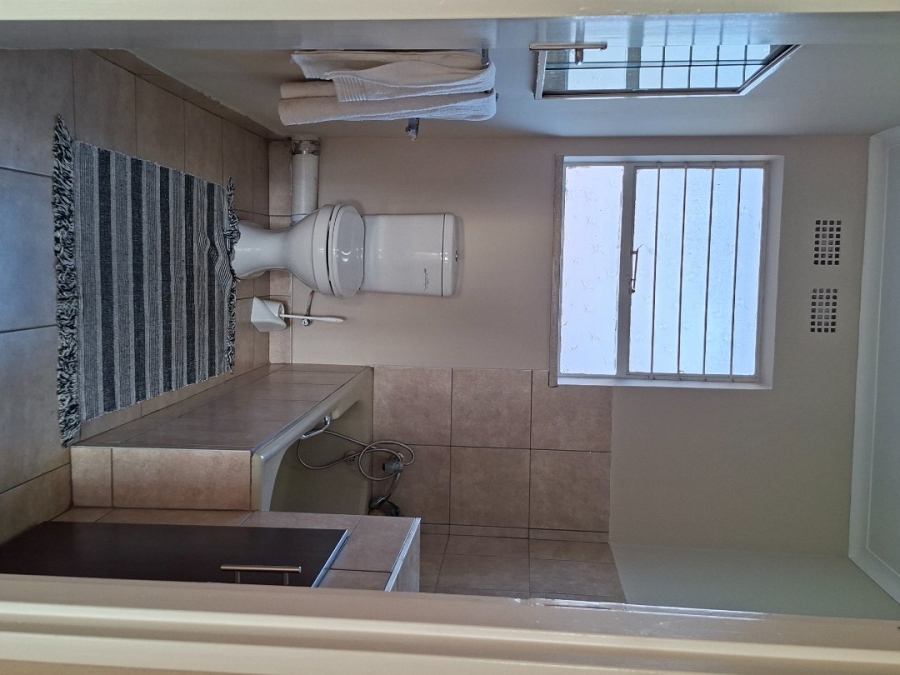  Bedroom Property for Sale in Bramley Park Gauteng