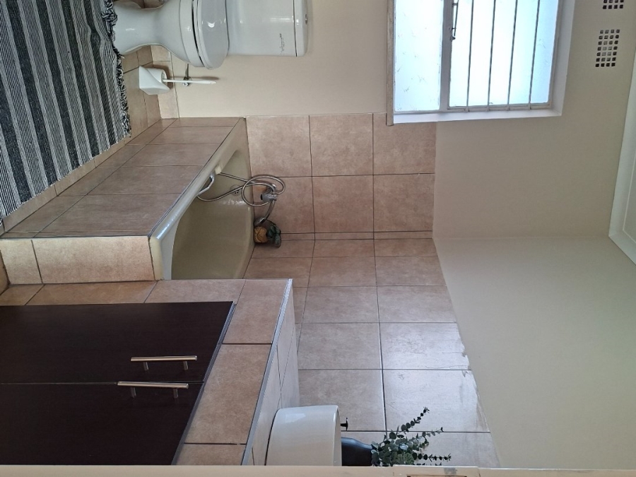  Bedroom Property for Sale in Bramley Park Gauteng