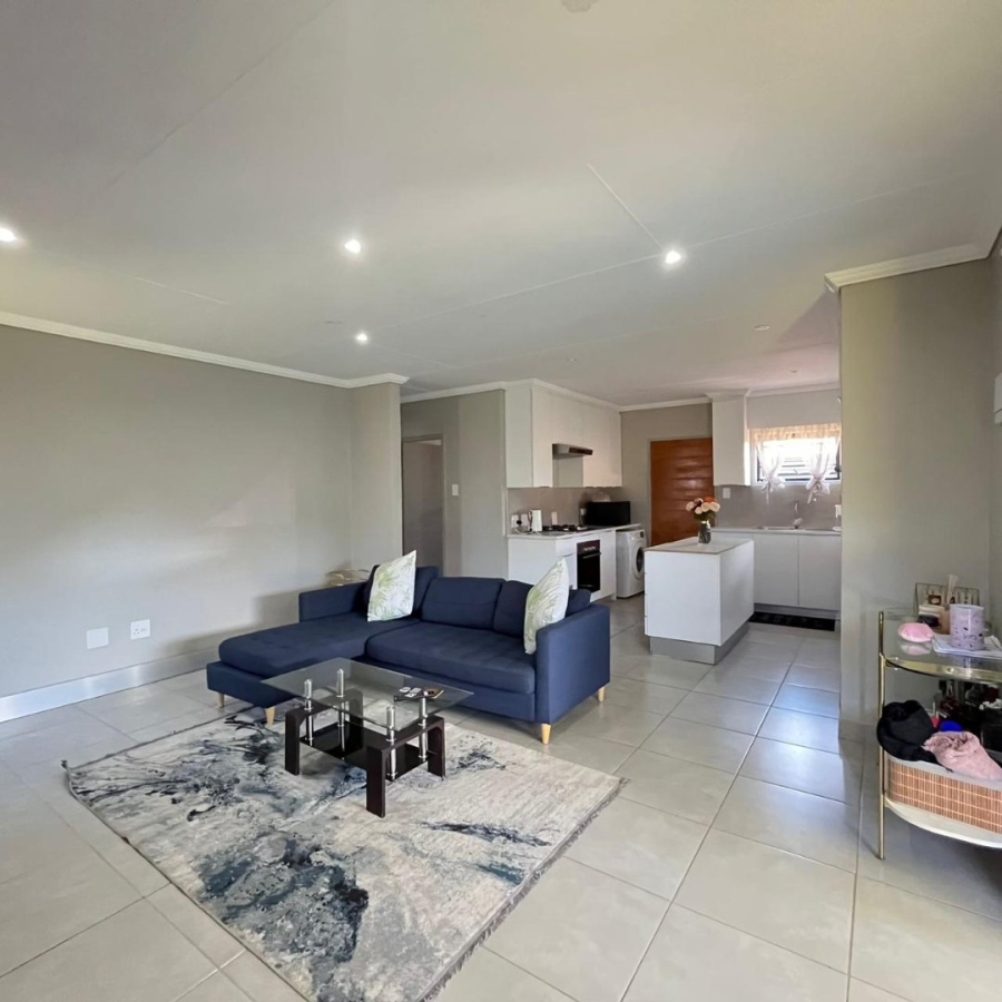 To Let 3 Bedroom Property for Rent in Lion Pride Gauteng
