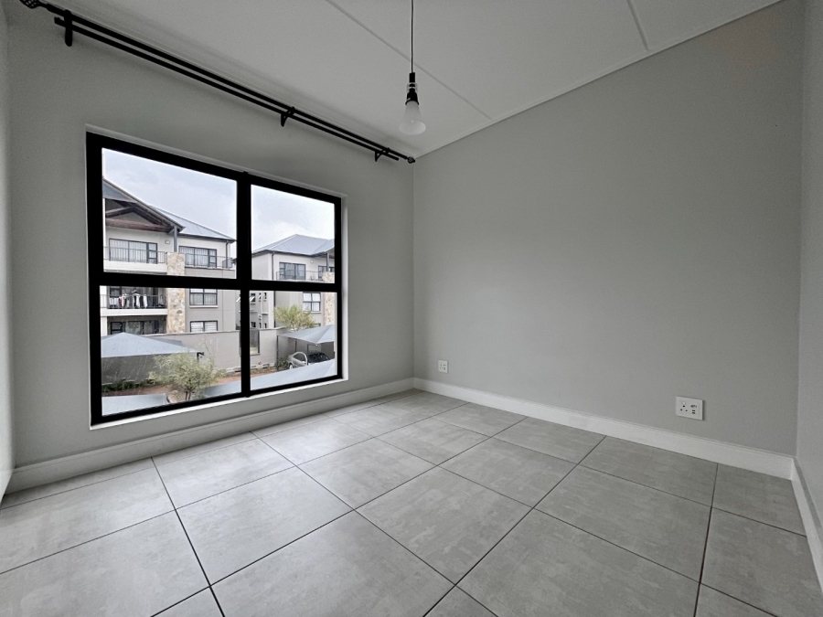 To Let 3 Bedroom Property for Rent in The Polofields Gauteng