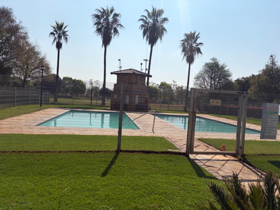 2 Bedroom Property for Sale in Equestria Gauteng
