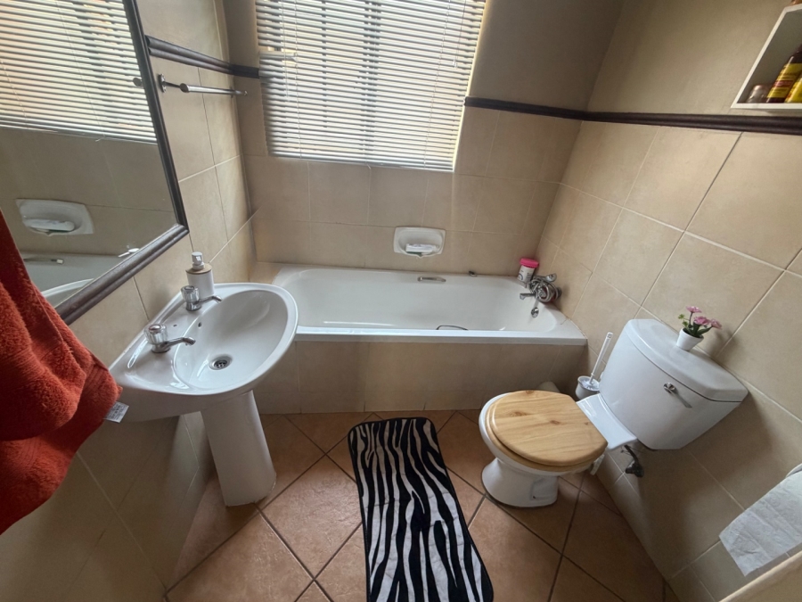 2 Bedroom Property for Sale in Equestria Gauteng