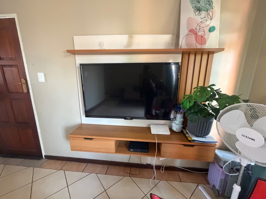 2 Bedroom Property for Sale in Equestria Gauteng