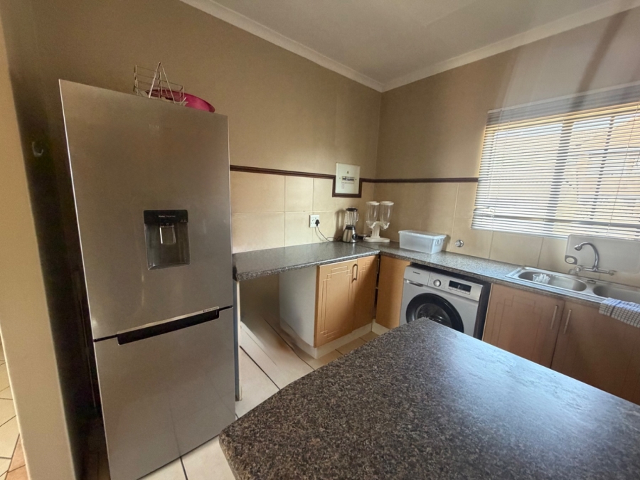 2 Bedroom Property for Sale in Equestria Gauteng