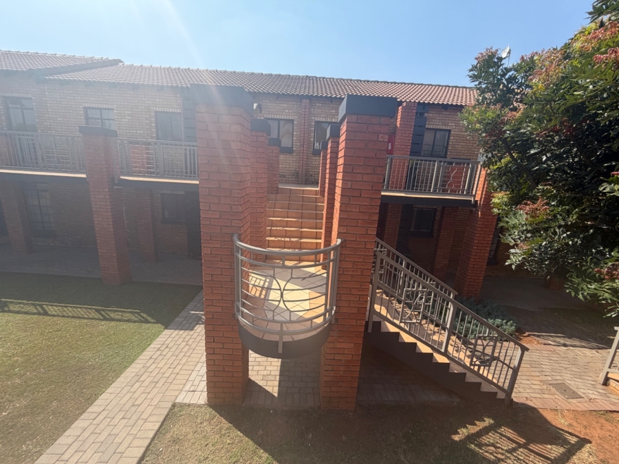 2 Bedroom Property for Sale in Equestria Gauteng