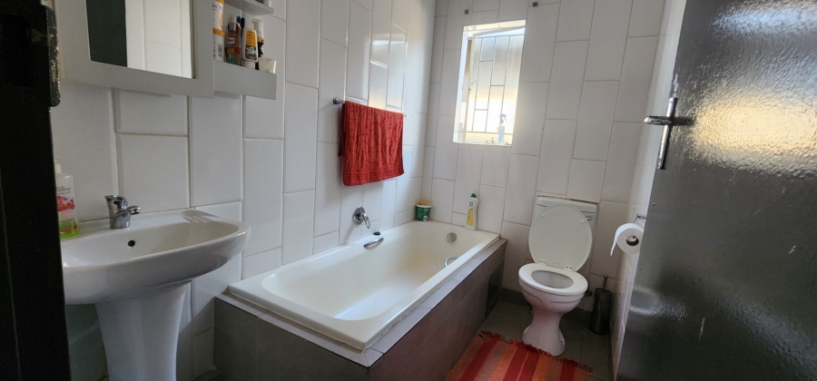 3 Bedroom Property for Sale in Sky City Gauteng
