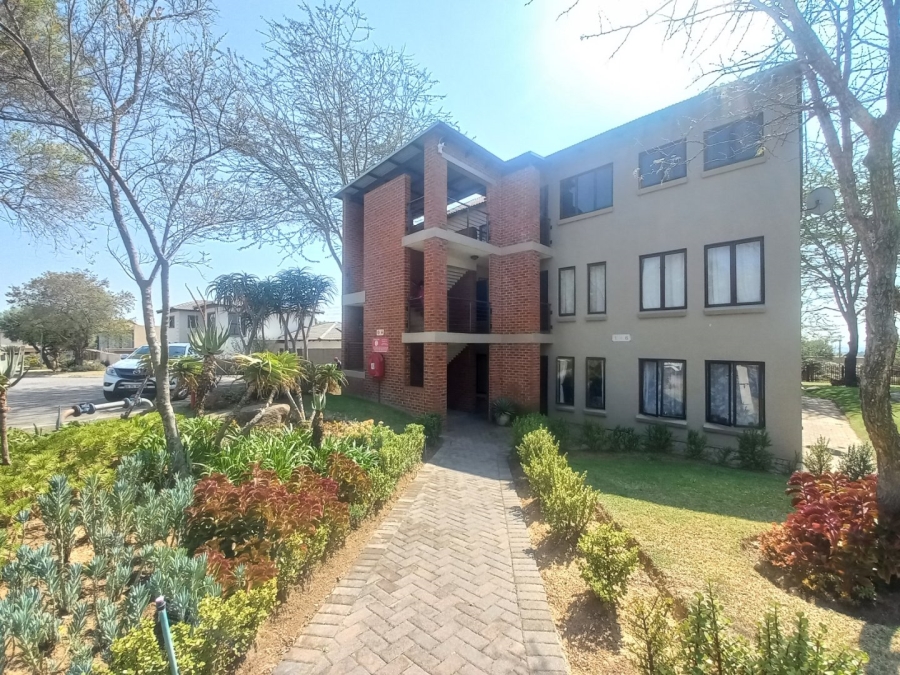 2 Bedroom Property for Sale in Carlswald North Estate Gauteng