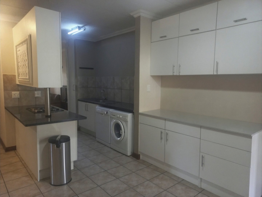 2 Bedroom Property for Sale in Carlswald North Estate Gauteng