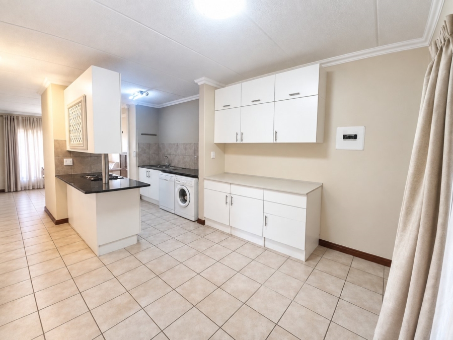 2 Bedroom Property for Sale in Carlswald North Estate Gauteng