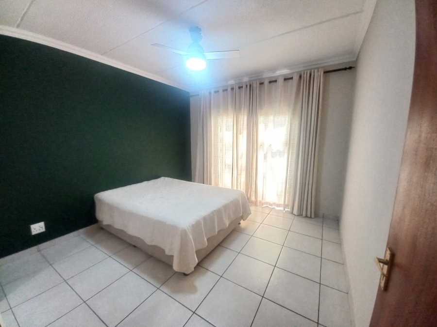 2 Bedroom Property for Sale in Carlswald North Estate Gauteng