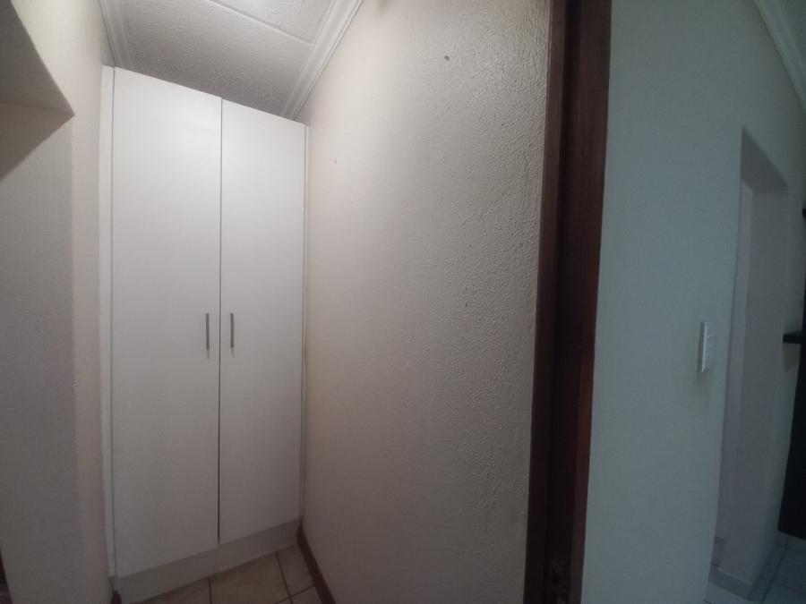 2 Bedroom Property for Sale in Carlswald North Estate Gauteng