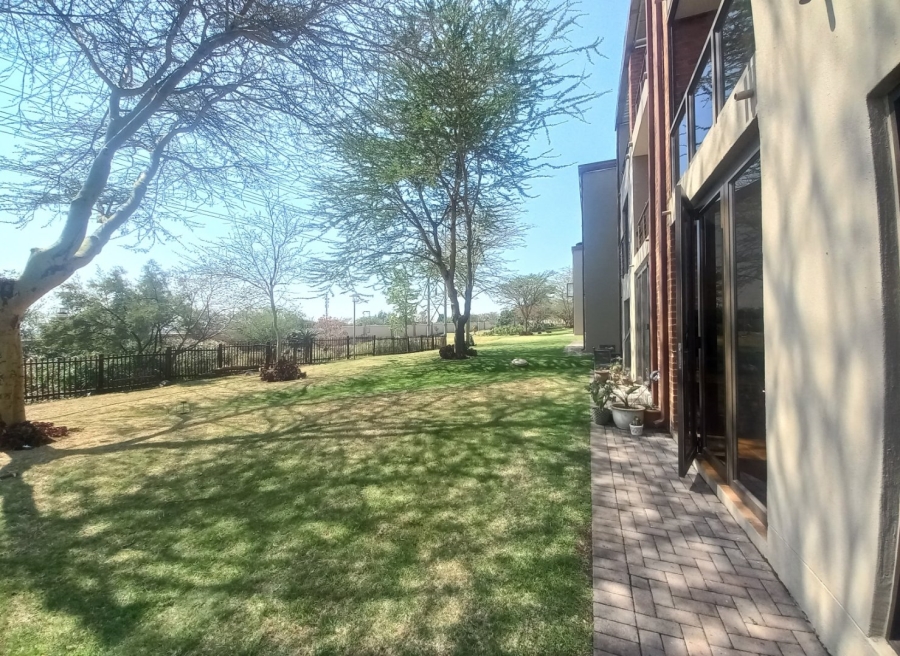 2 Bedroom Property for Sale in Carlswald North Estate Gauteng