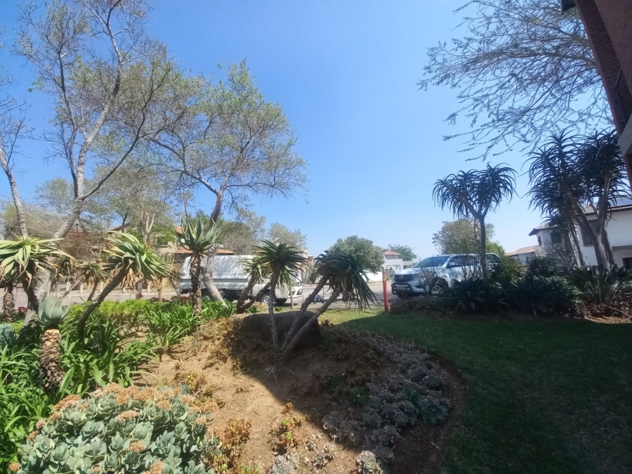 2 Bedroom Property for Sale in Carlswald North Estate Gauteng