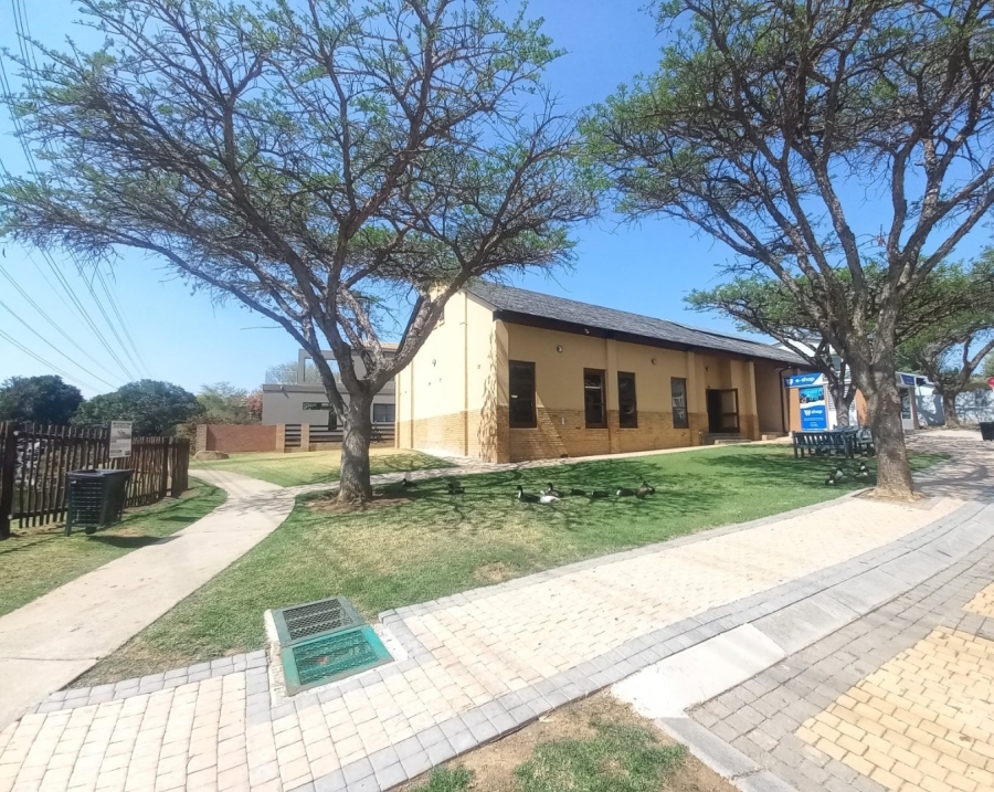2 Bedroom Property for Sale in Carlswald North Estate Gauteng