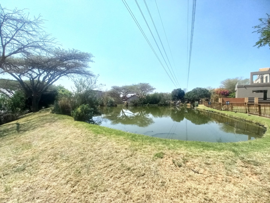 2 Bedroom Property for Sale in Carlswald North Estate Gauteng