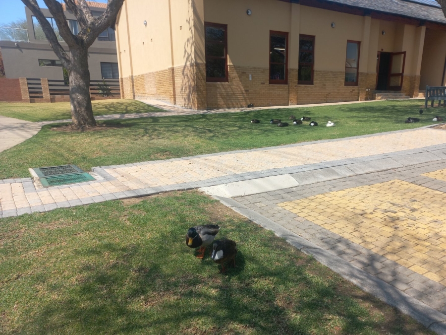 2 Bedroom Property for Sale in Carlswald North Estate Gauteng