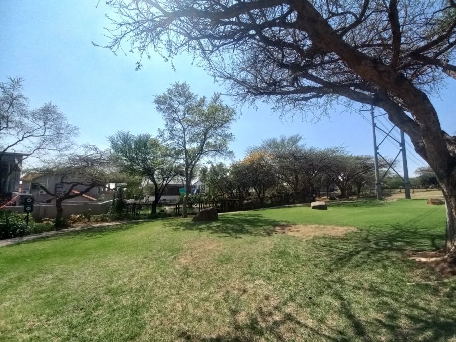 2 Bedroom Property for Sale in Carlswald North Estate Gauteng