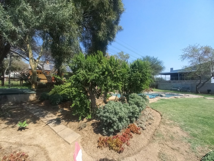 2 Bedroom Property for Sale in Carlswald North Estate Gauteng
