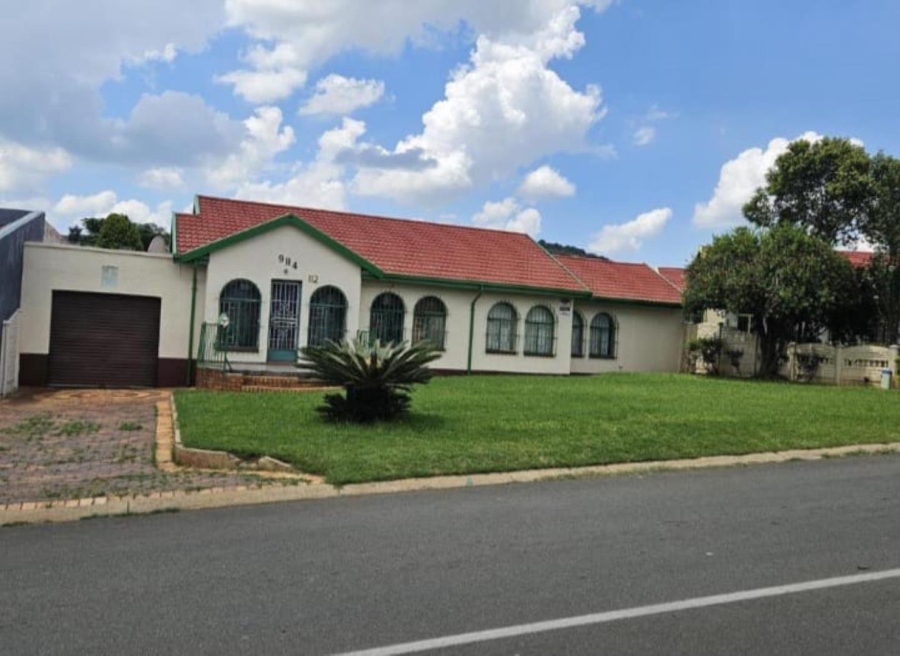 3 Bedroom Property for Sale in Zakariyya Park Gauteng