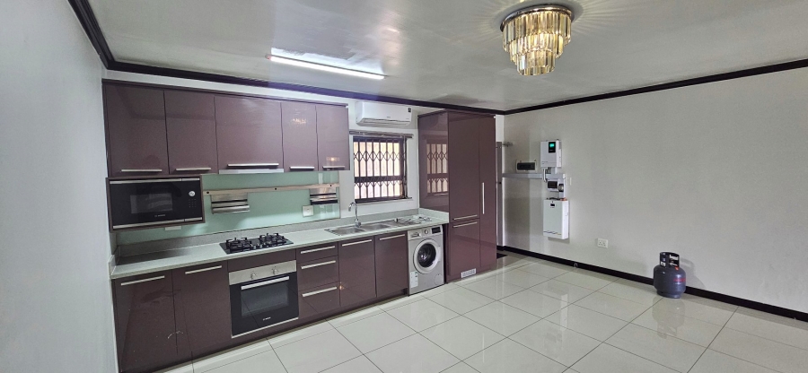 To Let 1 Bedroom Property for Rent in Fourways Gauteng