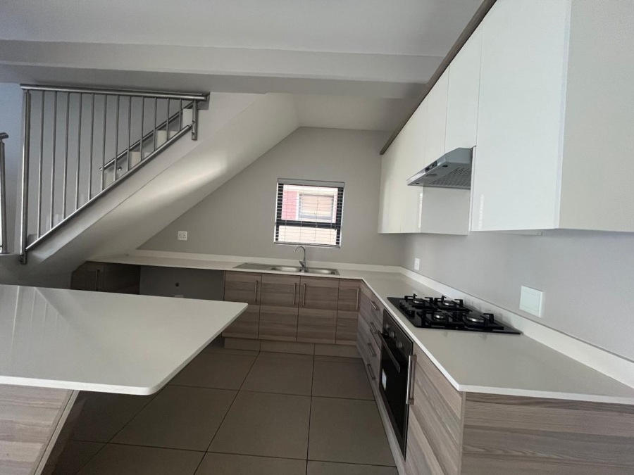 3 Bedroom Property for Sale in Equestria Gauteng