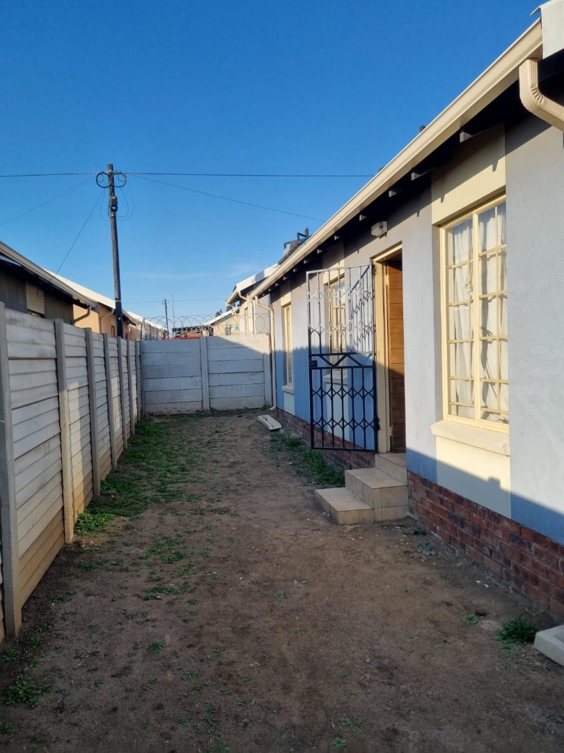 3 Bedroom Property for Sale in Sky City Gauteng