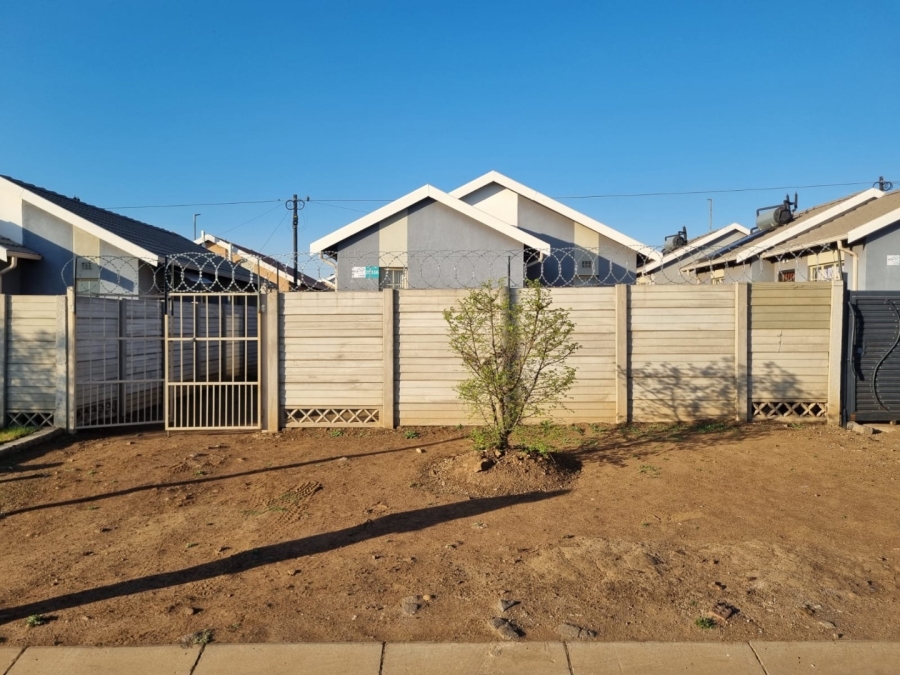 3 Bedroom Property for Sale in Sky City Gauteng