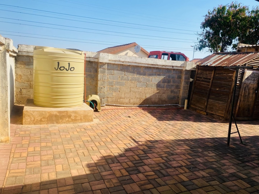 3 Bedroom Property for Sale in Soshanguve VV Gauteng