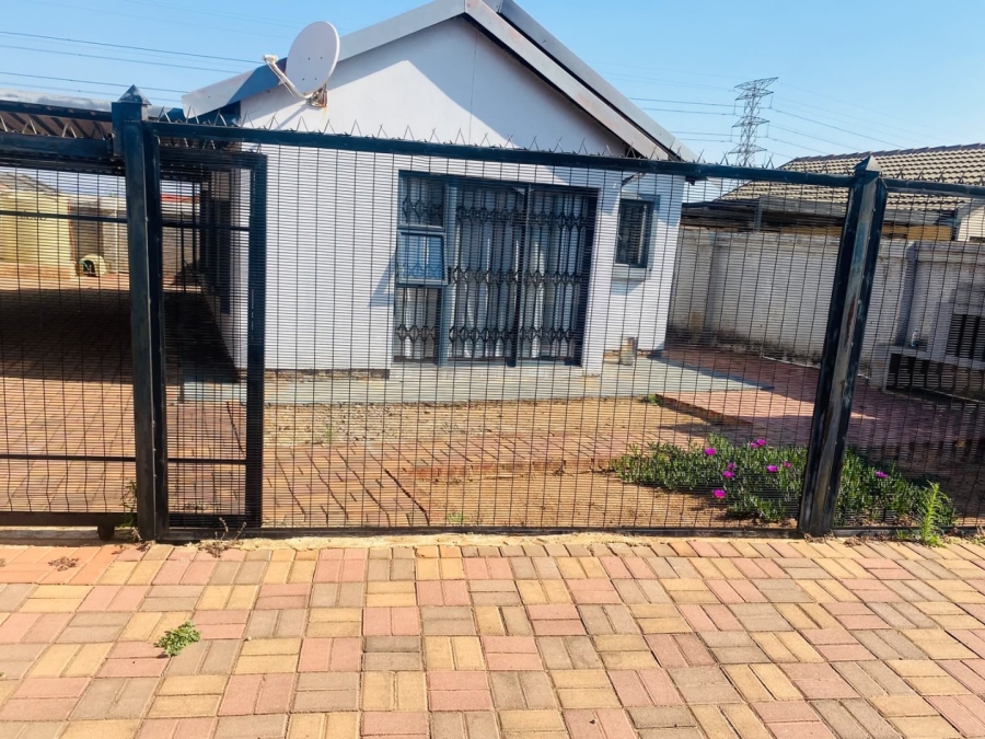 3 Bedroom Property for Sale in Soshanguve VV Gauteng