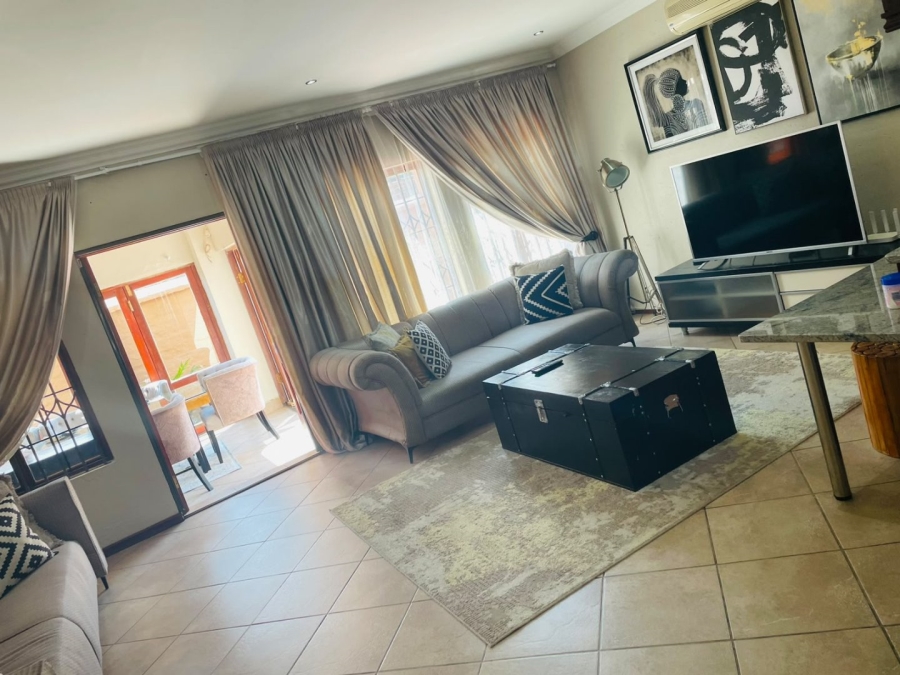 3 Bedroom Property for Sale in Boardwalk Villas Gauteng