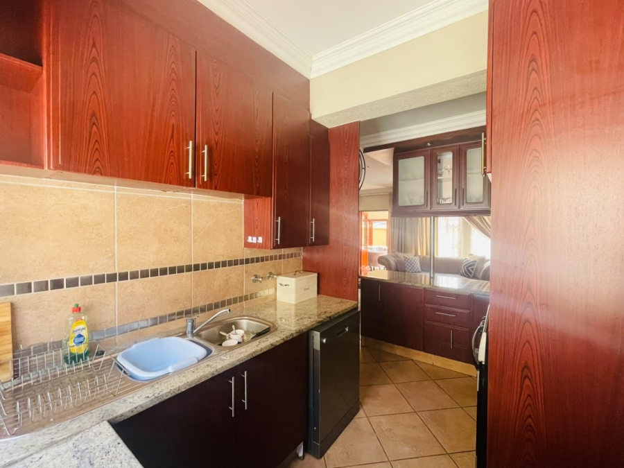 3 Bedroom Property for Sale in Boardwalk Villas Gauteng