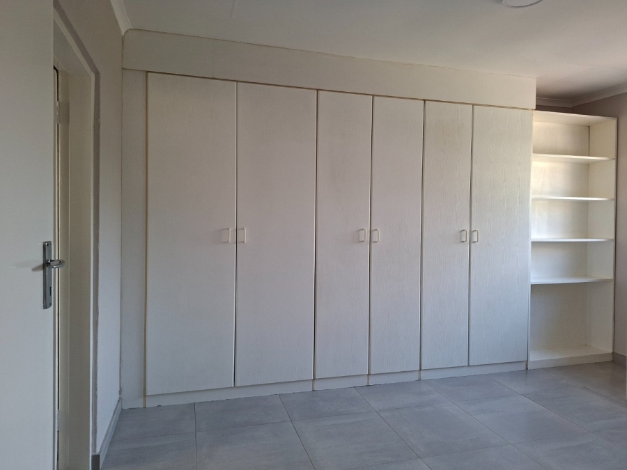  Bedroom Property for Sale in Douglasdale Gauteng