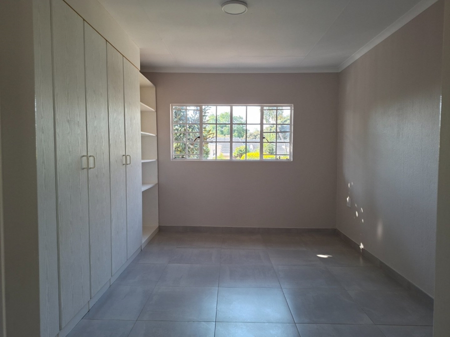  Bedroom Property for Sale in Douglasdale Gauteng