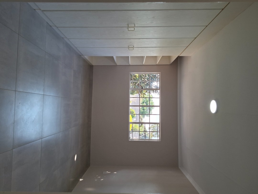  Bedroom Property for Sale in Douglasdale Gauteng