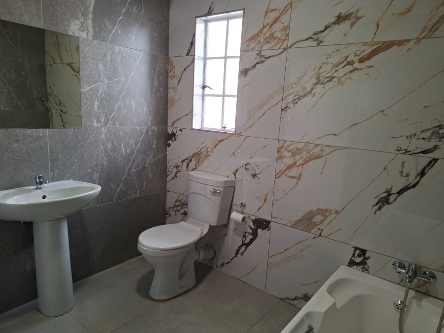  Bedroom Property for Sale in Douglasdale Gauteng