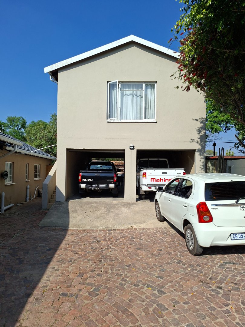  Bedroom Property for Sale in Douglasdale Gauteng