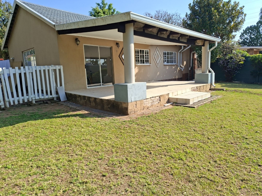  Bedroom Property for Sale in Douglasdale Gauteng