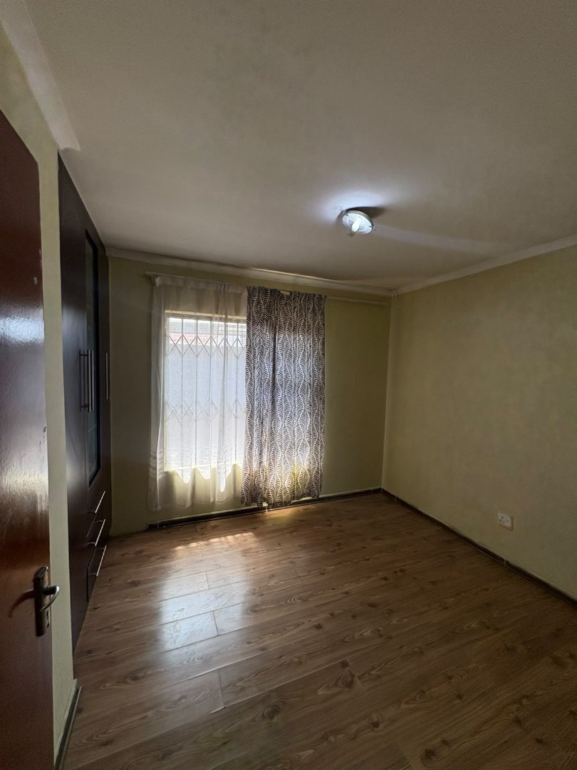 To Let 2 Bedroom Property for Rent in Roodekop Gauteng