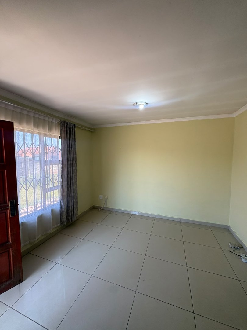 To Let 2 Bedroom Property for Rent in Roodekop Gauteng