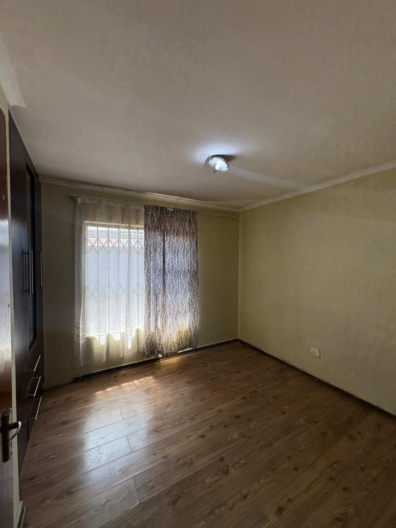 To Let 2 Bedroom Property for Rent in Roodekop Gauteng