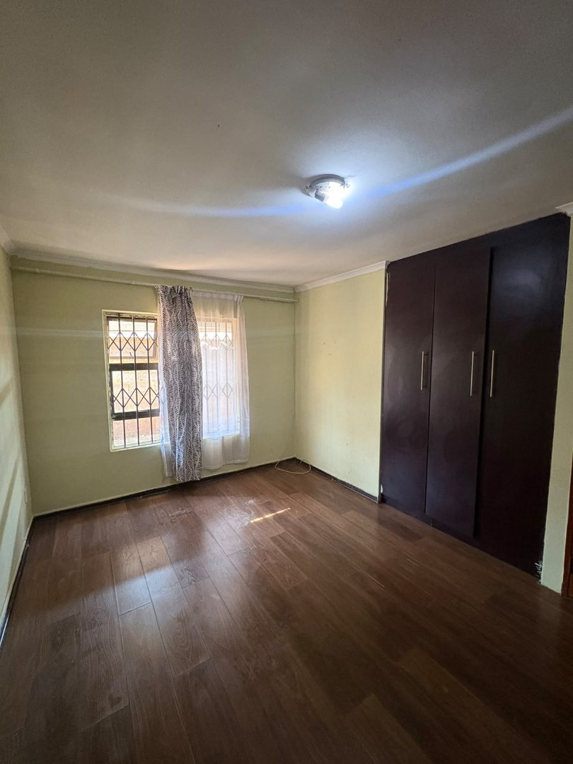 To Let 2 Bedroom Property for Rent in Roodekop Gauteng