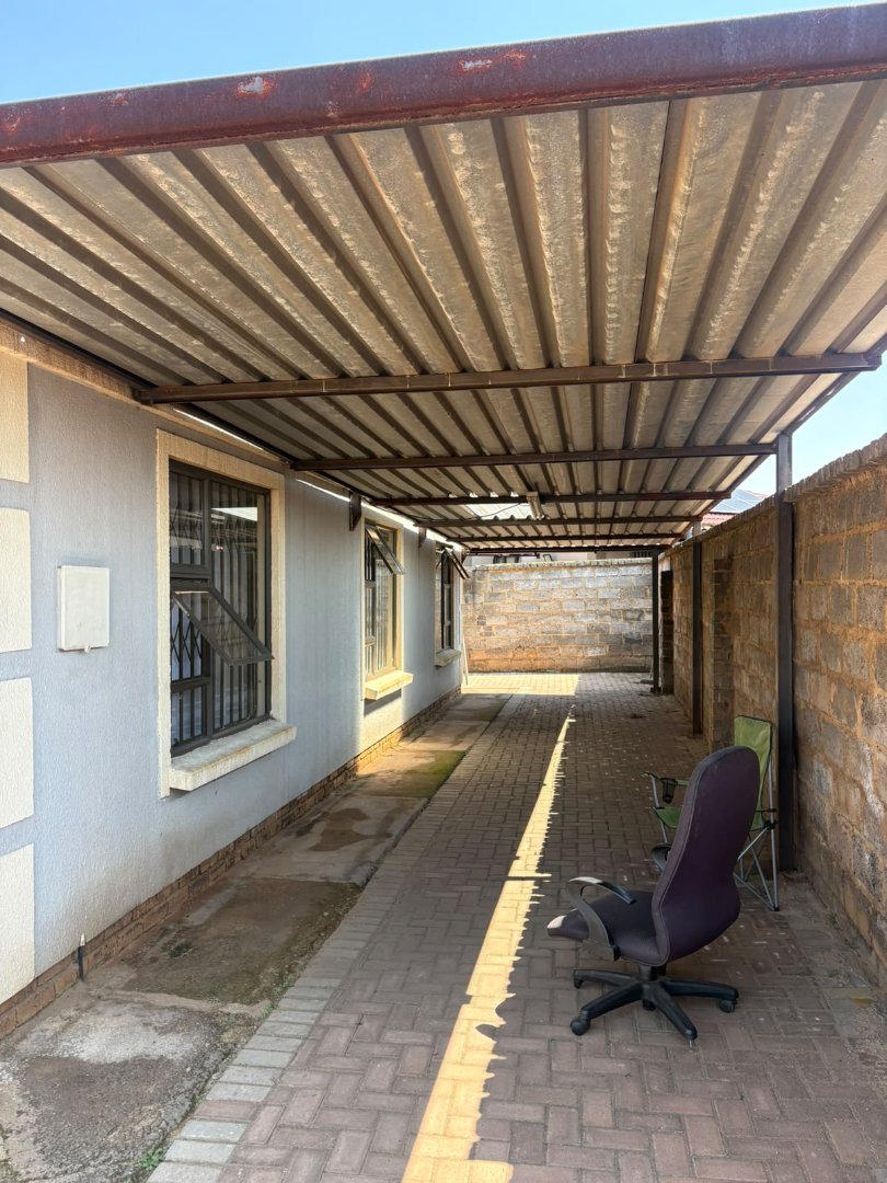 To Let 2 Bedroom Property for Rent in Roodekop Gauteng