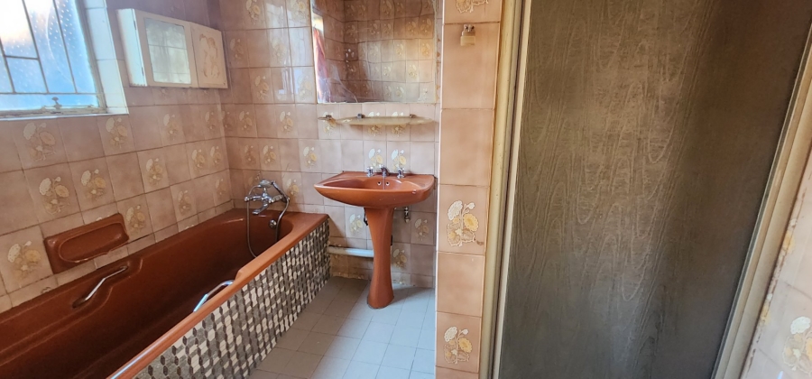 To Let 3 Bedroom Property for Rent in Laudium Gauteng
